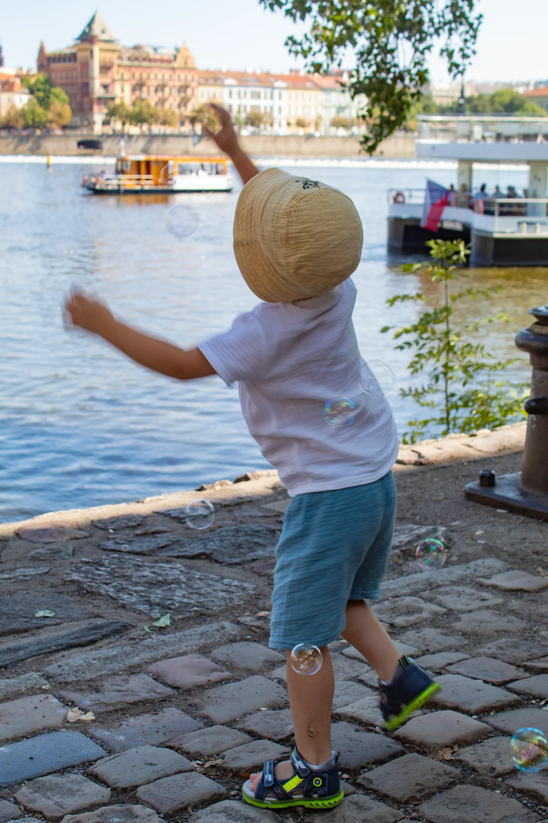 Детские - Фотограф Александра Бондаренко - Портфолио - /98_client_files/children/0013.webp