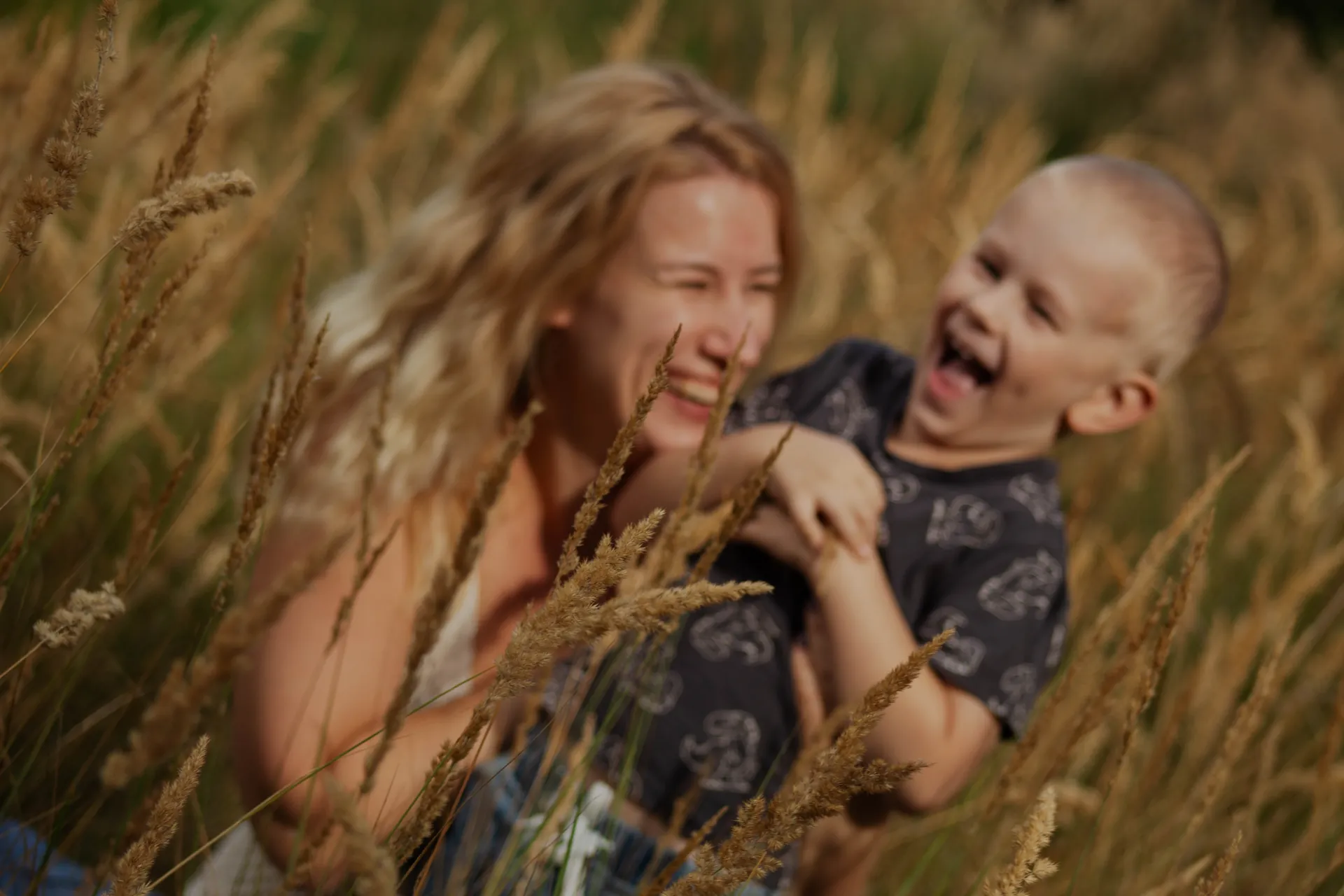 Семейные - Фотограф Александра Бондаренко - Портфолио - /98_client_files/family/0004.webp