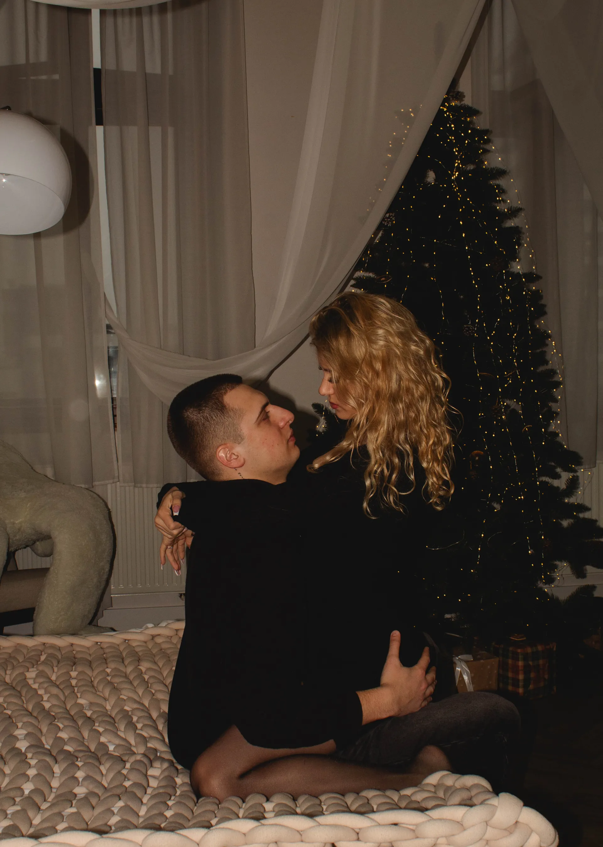 Novoroční - Fotograf Alexandra Bondarenko - Portfolio - /98_client_files/new_year/0021.webp