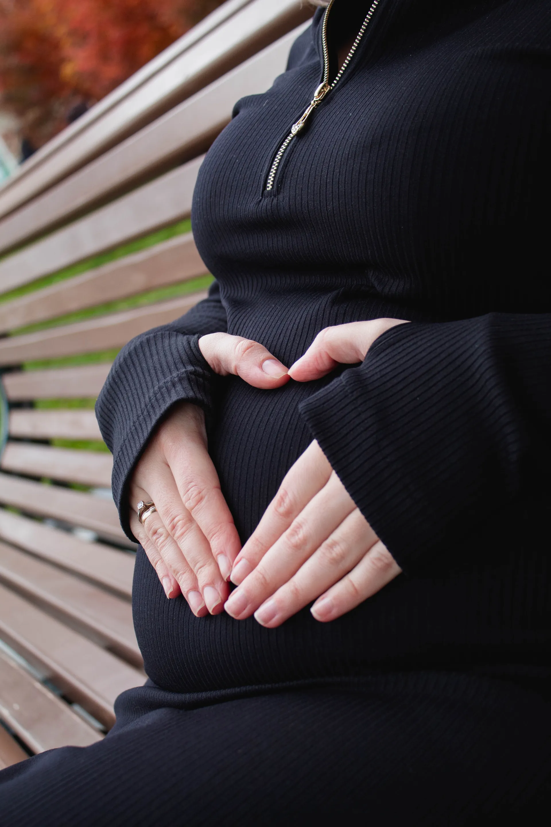 Беременность - Фотограф Александра Бондаренко - Портфолио - /98_client_files/pregnant/0009.webp