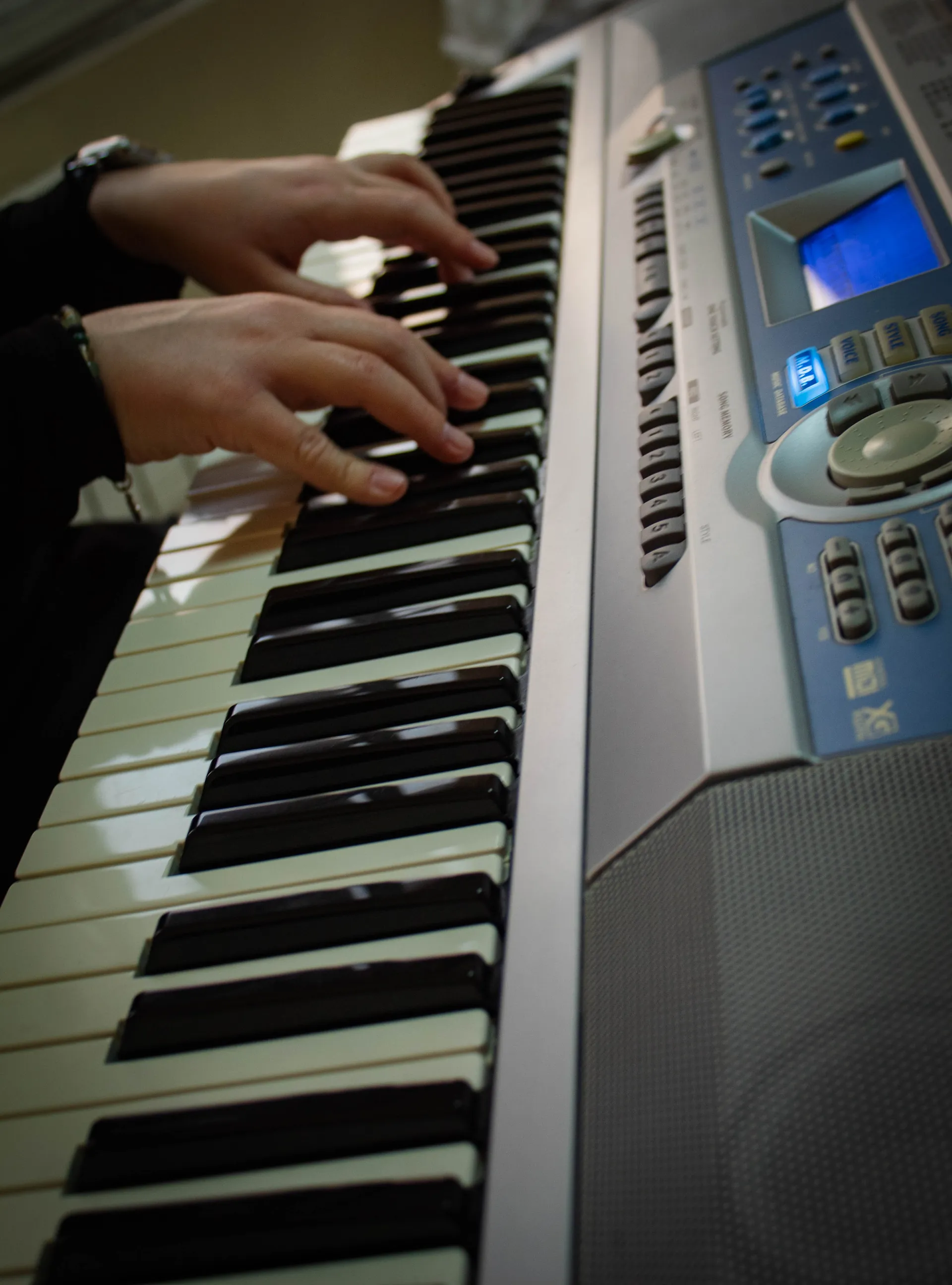 portfolio_page.portfolio_titles.project_musical_shool - Фотограф Олександра Бондаренко - Портфоліо - /98_client_files/project_musical_shool/0010.webp